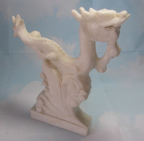 Drache aus weißer - , jade